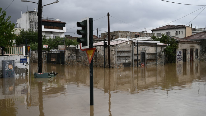 Photo of foto | Record de precipitații în Grecia: Meteorologii spun că este un fenomen „fără precedent”